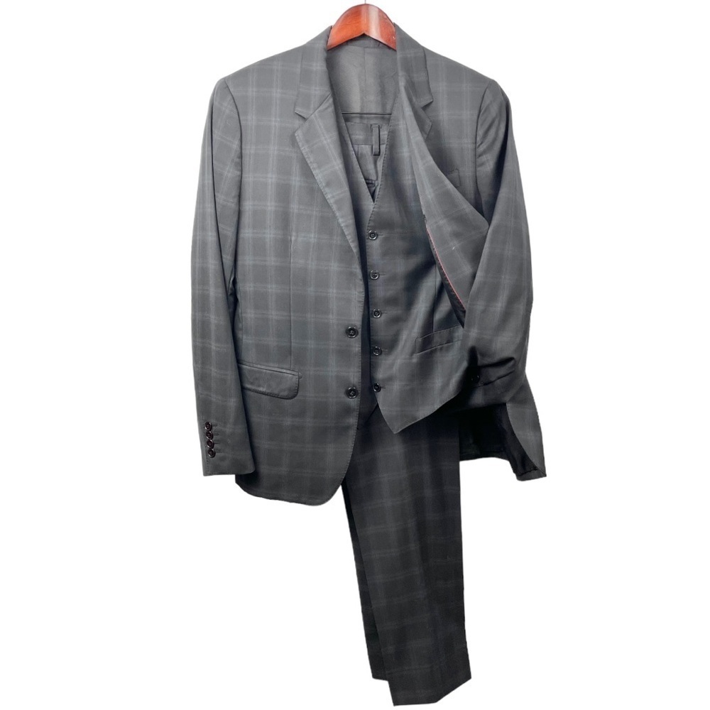 Dolce & Gabbana 3- Piece Dark Grey Windowpane Plaid Wool Sicillia Fit Suit IT 46